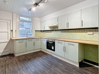 2 Bed Terraced House, Grove St, PR25