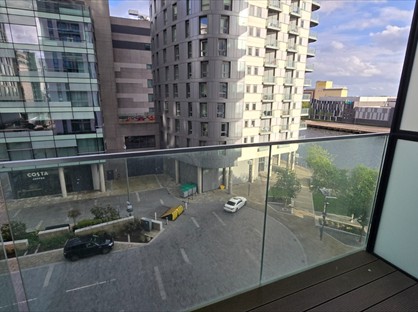 1 Bed Flat, Lightbox, M50
