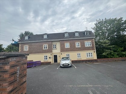 2 Bed Flat, Quarry Way, L36