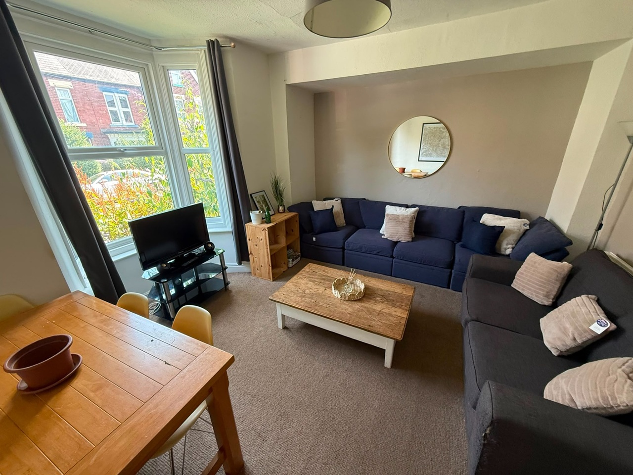 Room in a Shared House, Brookfield Road, S7