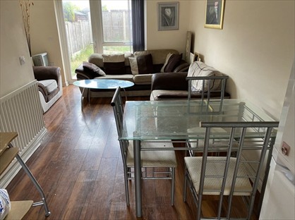 4 Bed Terraced House, Hitchen St, M13