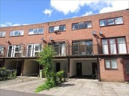 3 Bed Terraced House, Waterside, MK6
