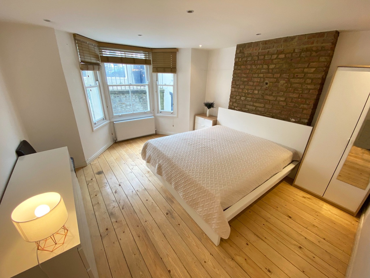 Room in a Shared House, Lydford Road, W9