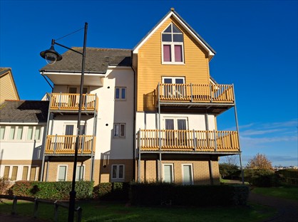 4 Bed Penthouse, St Marys Island, ME4