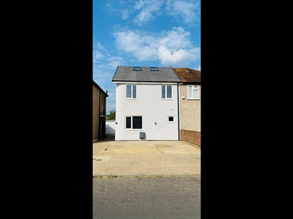 6 Bed Semi-Detached House, Chaucer Avenue, UB4