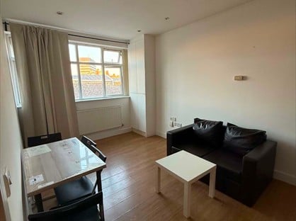 1 Bed Flat, Pudding Lane, ME14