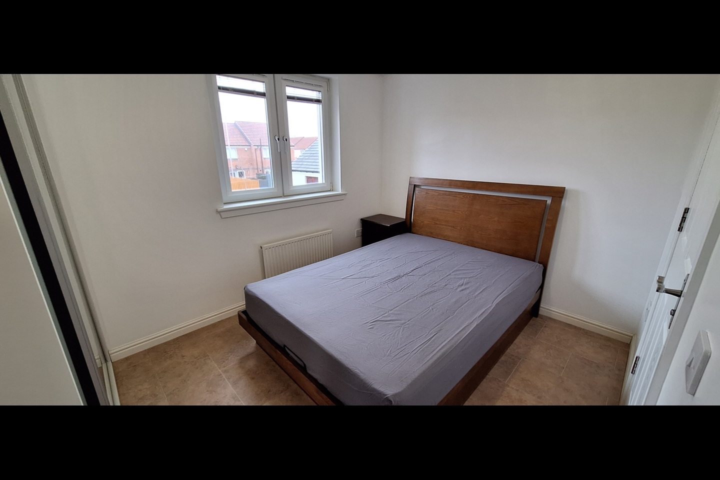 2 Bed Flat, Torwood Crescent, EH12 photo 3