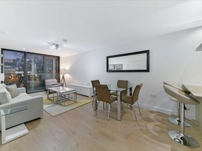 1 Bed Flat, Stratosphere Tower, E15