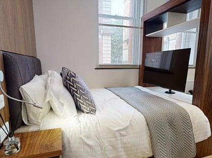 Studio Flat, Minshull Street, M1