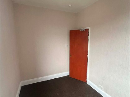1 Bed Flat, Watch House Parade, NP20