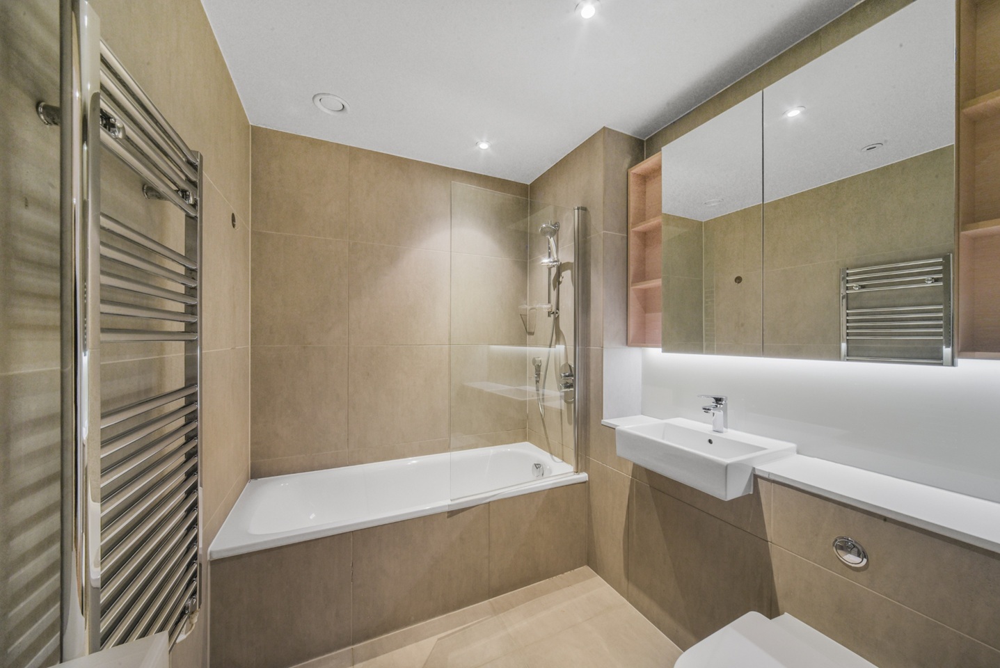 Additional image 8 of 1 Bed Flat, St Gabriel Walk, SE1, N1 7GU