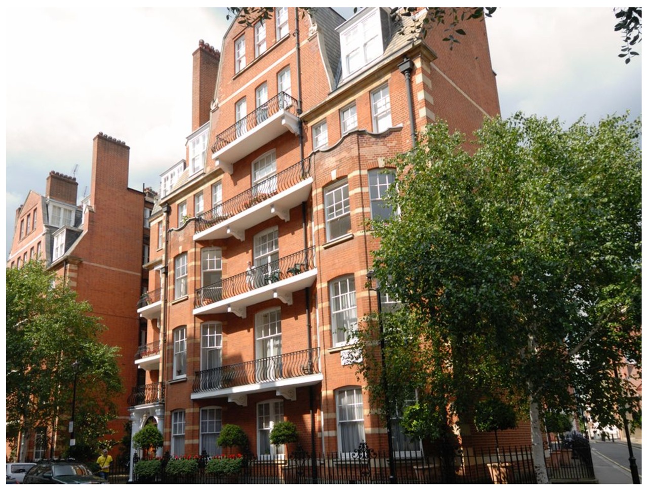 3 Bed Flat, Emery Hill Street, SW1P, N1 7GU