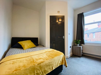Room in a Shared House, Market Road, DN1