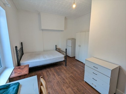 Room in a Shared House, Harlesden Road, NW10