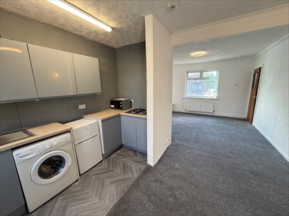 2 Bed Terraced House, Whittington St, DN1