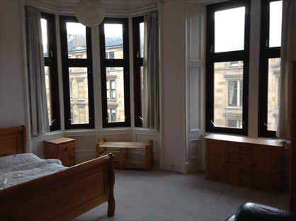 3 Bed Flat, Byres Road, G12