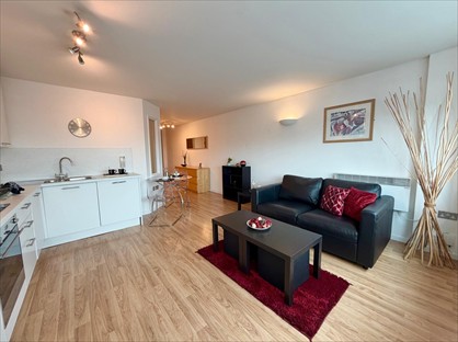 1 Bed Flat, Marco Island, NG1