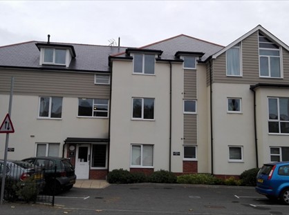 1 Bed Flat, Adeline Road, BH5
