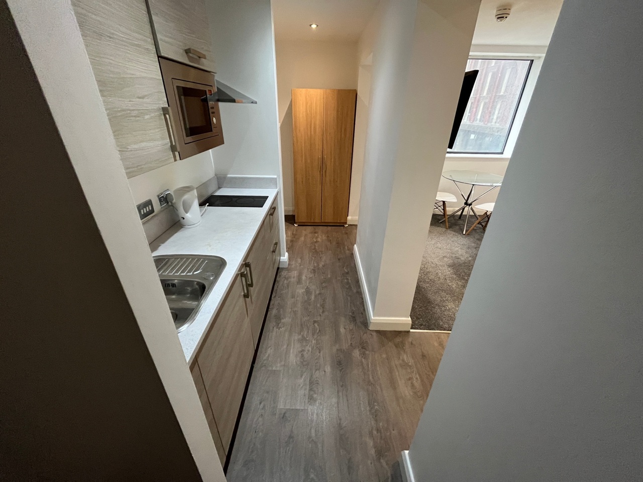 Studio Flat, Bracken House, M1