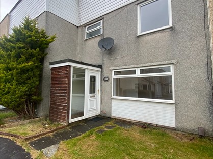3 Bed Terraced House, Iona Court, KA11