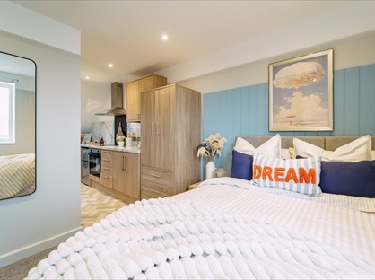 Room in a Shared House, Dixon St, SN1