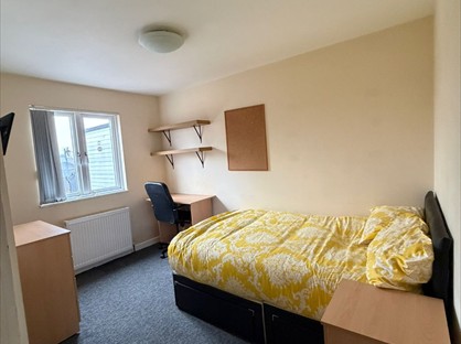 Room in a Shared House, Exeter Road, B29