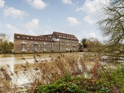 Studio Flat, Riverside Mill, PE29