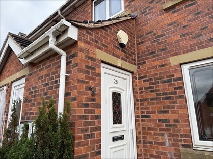 2 Bed Flat, Thornwood Close, S63