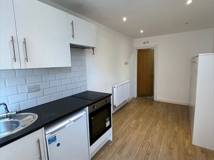 Room in a Shared House, Alma Road, BH9
