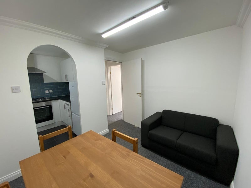 Additional image 11 of Room in a Shared Flat, Harmsworth Mews, SE11, N1 7GU