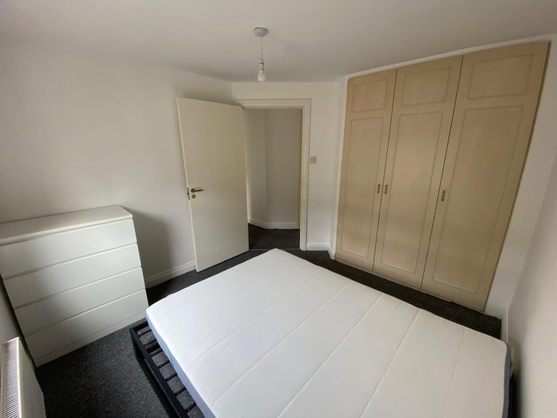 Additional image 2 of Room in a Shared Flat, Harmsworth Mews, SE11, N1 7GU