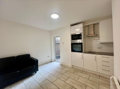 1 Bed Flat, Seaforth Avenue, KT3