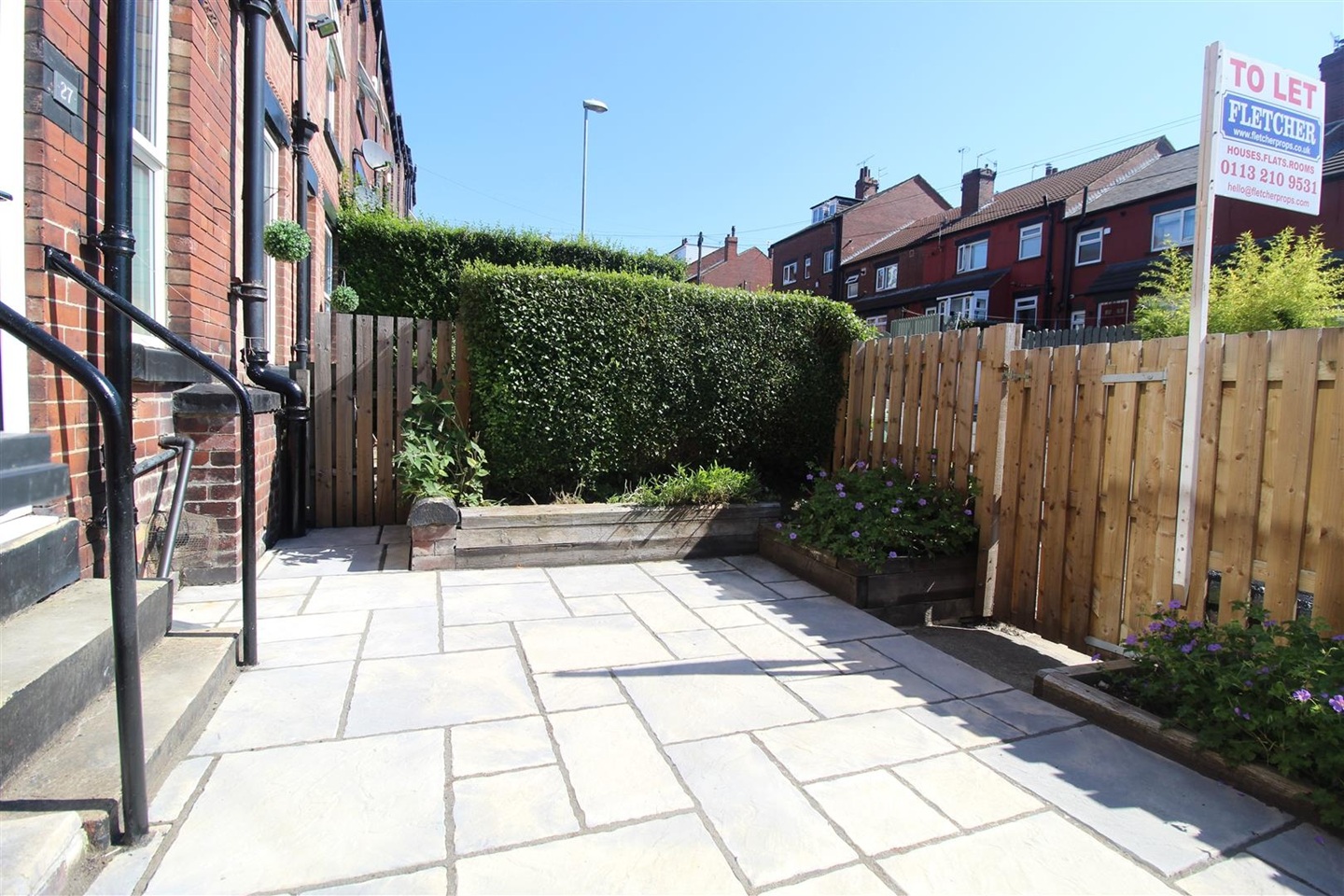 2 Bed Terraced House, Barnbrough St, LS4 photo 2