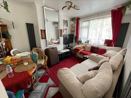 Room in a Shared House, Brooms Road, LU2