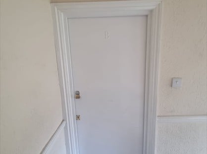 1 Bed Semi-Detached House, Seymour Garden, IG1