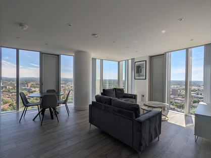 2 Bed Flat, Silvercroft Street, M15