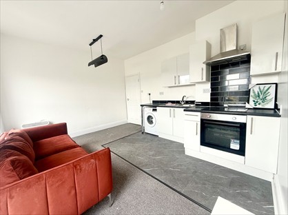1 Bed Flat, Kirkdale, L5