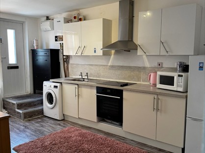 2 Bed Flat, Rawmarsh, S62