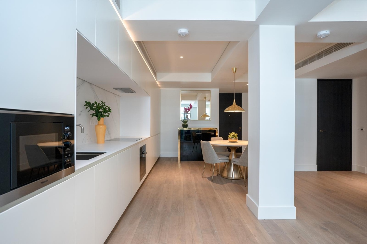 2 Bed Flat, Asta House, W1T photo 4