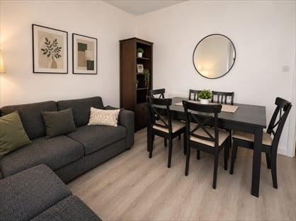 Room in a Shared House, Park Grove, B10