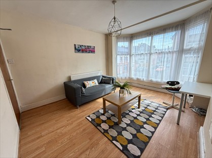 1 Bed Flat, Cyprus Road, LE2