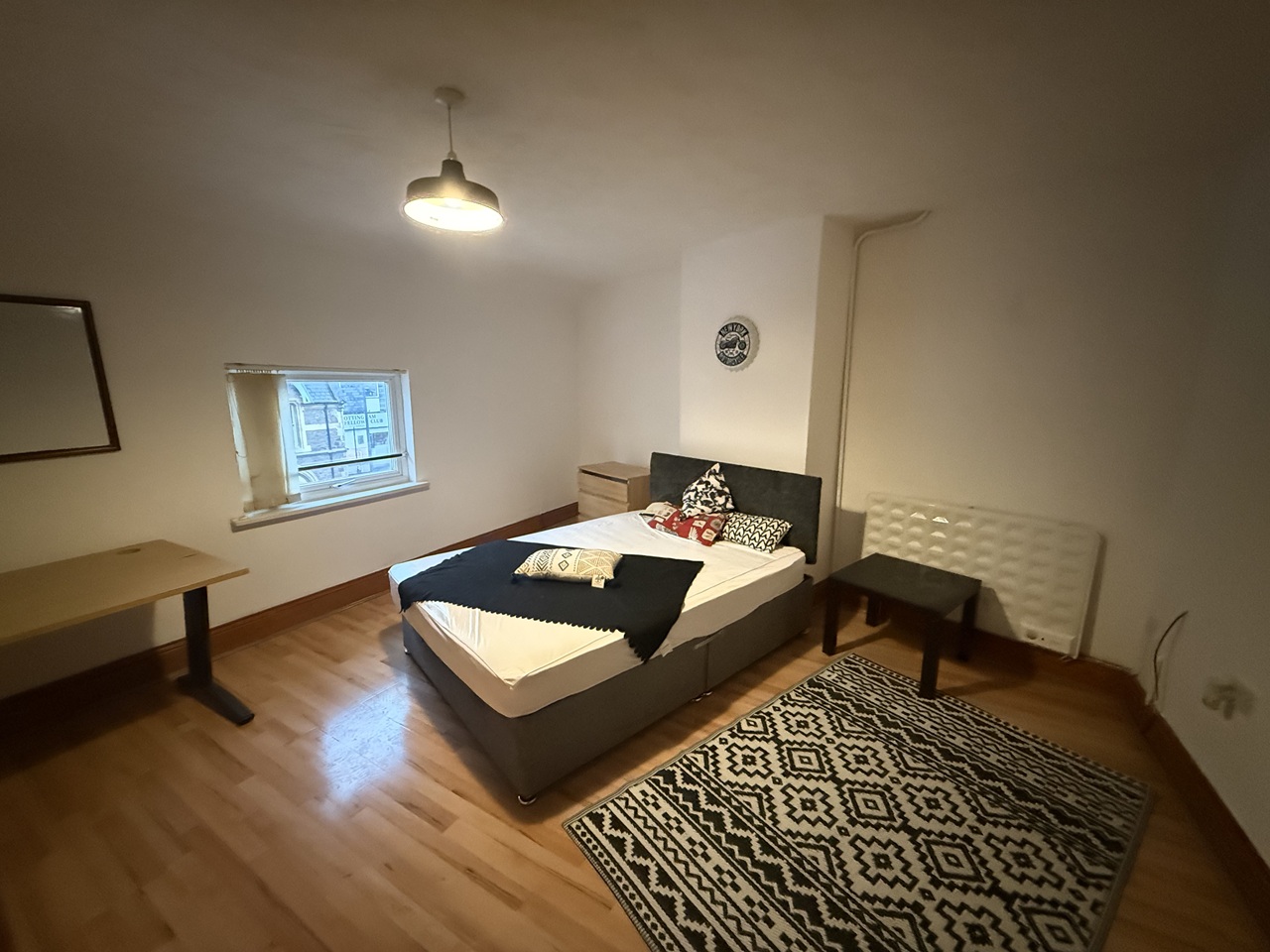2 Bed Flat, Humberstone Gate, LE1 photo 2