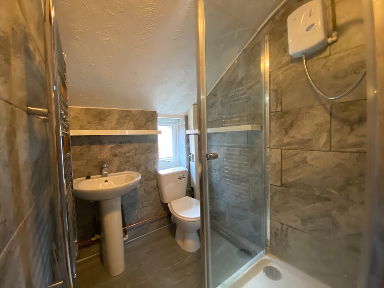 2 Bed Flat, Humberstone Gate, LE1 photo 4