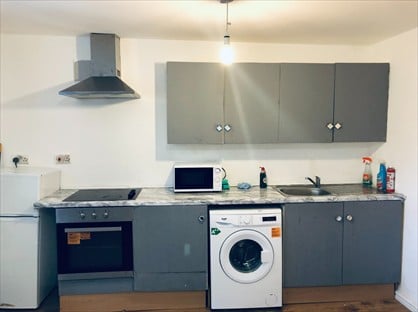 1 bed flat/apartment for rent in 1 Bed Flat, Folkestone Road, CT17