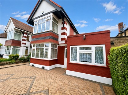 2 Bed Flat, Holt Road, HA0