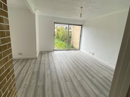 3 Bed Terraced House, Crathern Way, CB4