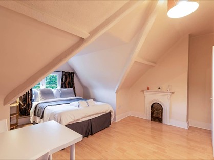 2 Bed Flat, Stanley Gardens, NW2