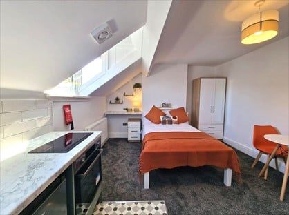 Bedsit, Gillot Rd, B16
