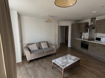 2 Bed Flat, Integra House, SW17