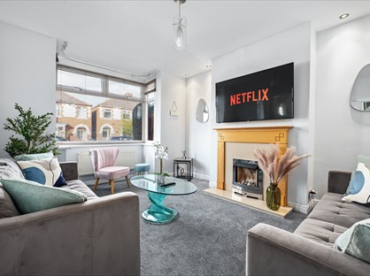 3 Bed Terraced House, Wentworth Road, DN2